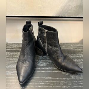 Everlane Black Leather Ankle Boots
